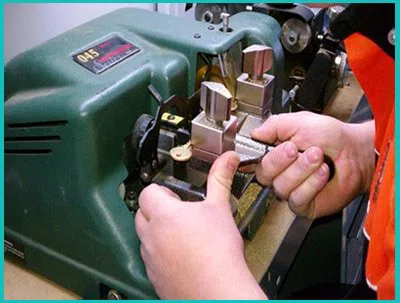 Fort Worth Locksmith Master Fort Worth, TX 972-810-6776 Fort Worth Locksmith Master Fort Worth, TX 972-810-6776 - 1-18